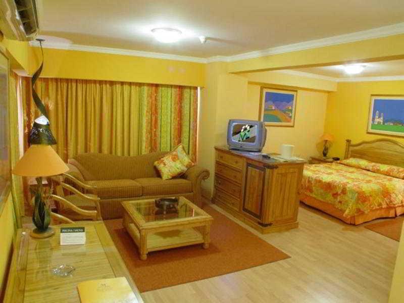 Hotel Las Margaritas Ασουνσιόν Δωμάτιο φωτογραφία